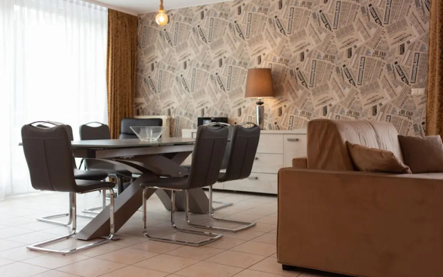The Queen Apartments - Villa Adriana