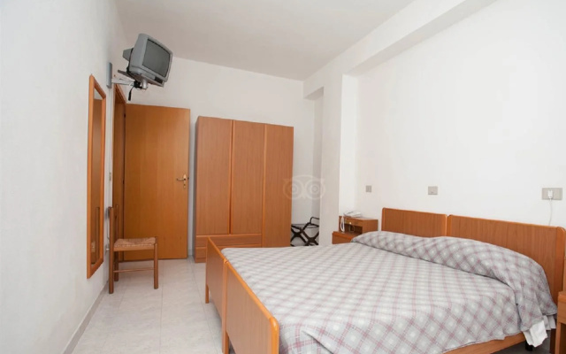 Madama Club Village