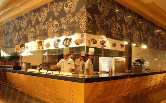 Phalam Jade Hotel
