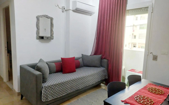 El Aouina: Superbe appartement S+1 en résidence