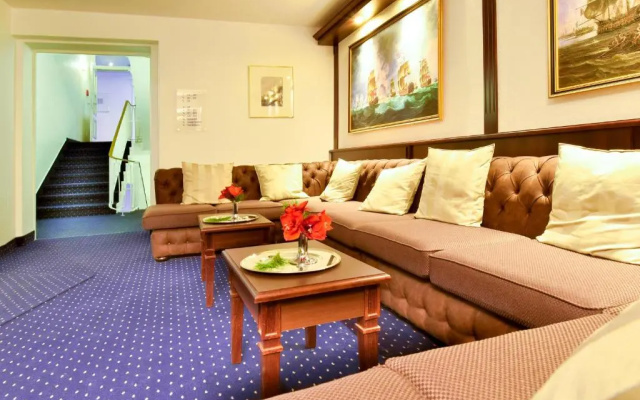 Promenandenhotel Admiral