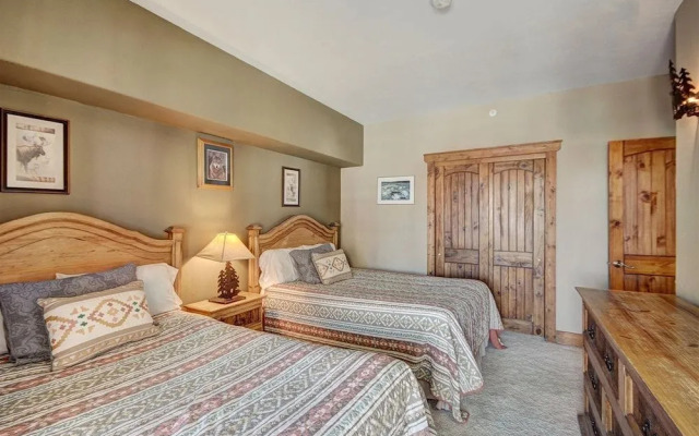 Ten Mile Condo