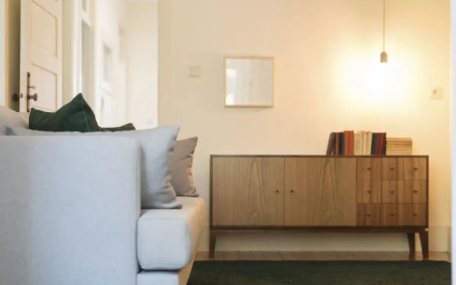 Tripas-Coração, Breiner Apartments