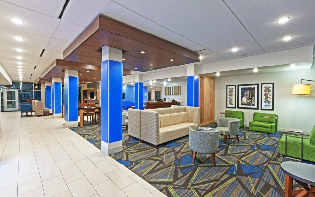 Holiday Inn Express & Suites Brenham South by IHG