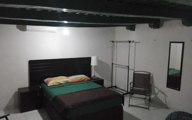 El Mayab Hostel