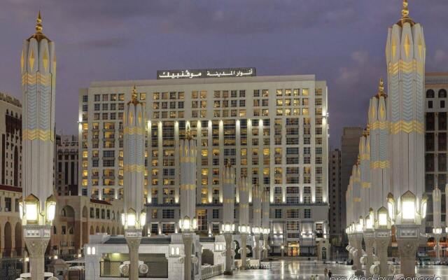 Anwar Al Madinah Movenpick Hotel вид на фасад