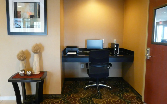 Cobblestone Inn & Suites - Harper