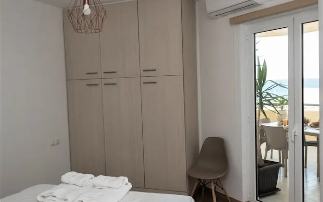 Koules Sea View City Apartment