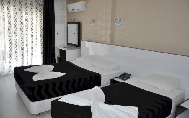 Madi Otel Lara