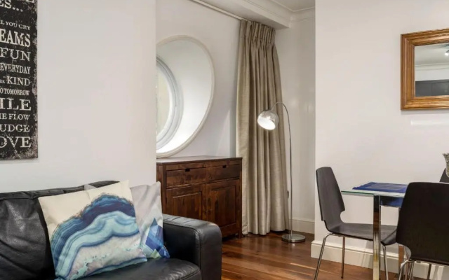 Apartment 5, 48 Bishopsgate by City Living London