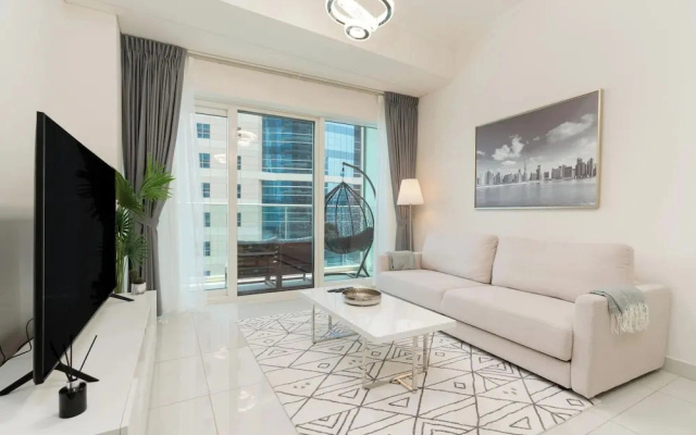 Gala Guests - Damac Heights Collection