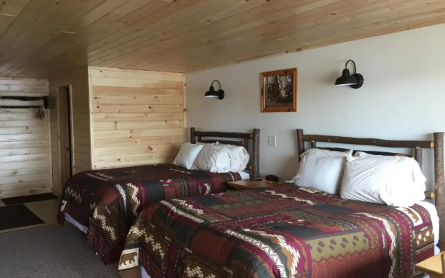 Pine Knoll Lodge and Cabins, Inc.