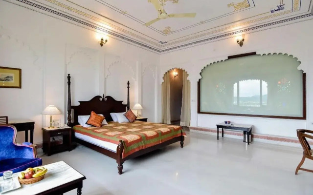 The Raj Kuber