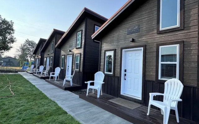 Glacier Alpine Lodges