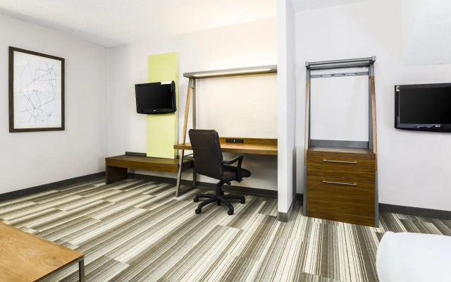 Holiday Inn Express Philadelphia NE - Langhorne by IHG