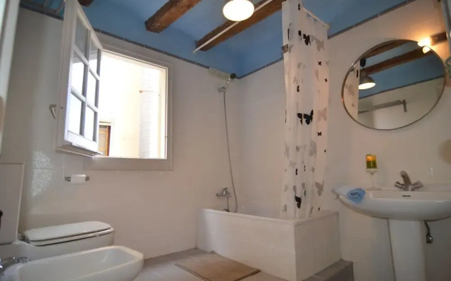 Barcelona Cosmopolitan 1A Apartment