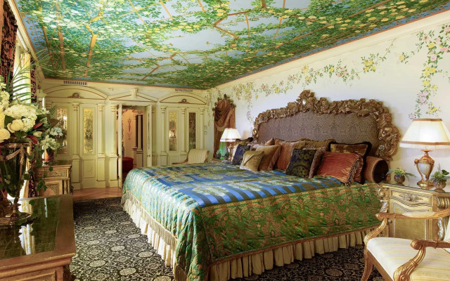 The Villa Casa Casuarina