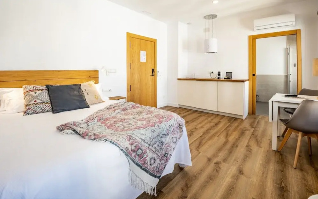 City Comfort Modern Aparthotel