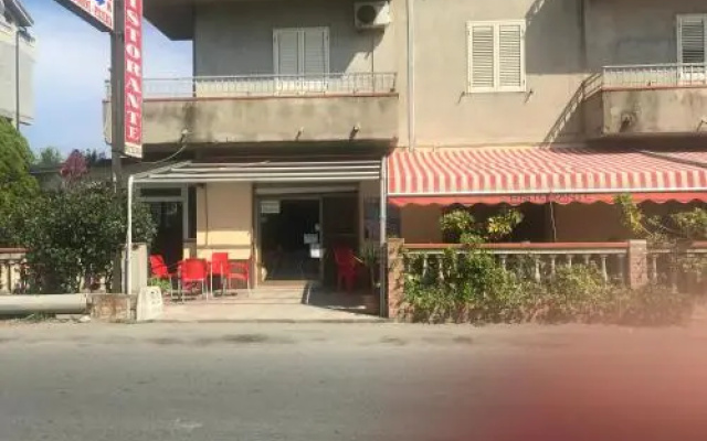 Bar Ristorante Hotel Pizzeria 2001