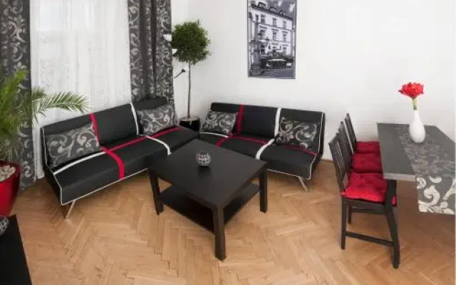 U Patrona Apartment