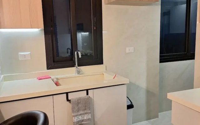 Charming 2-bedroom Apartment in Hamra, Beirut
