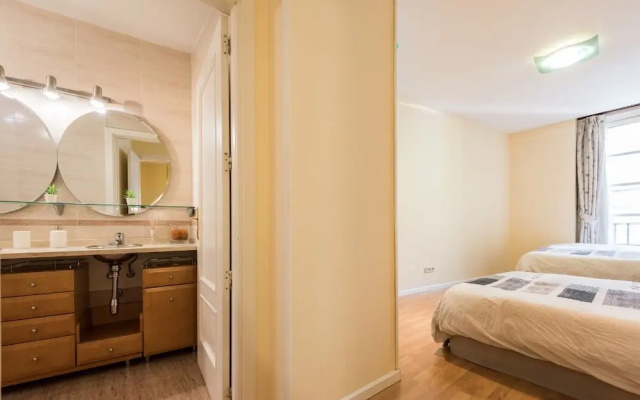 M&F Fuencarral Apartamento