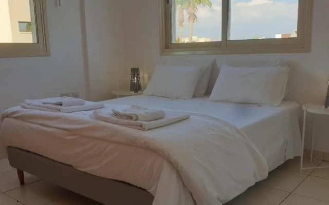 Ella Luxury Apartment - (Breakbooking Cy)