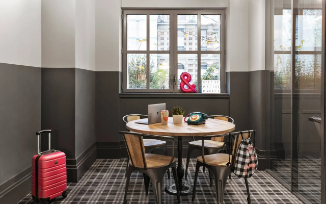Moxy Lille City
