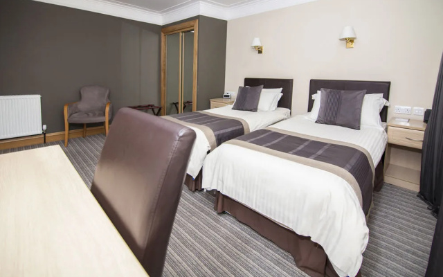 Best Western Burnett Arms Hotel