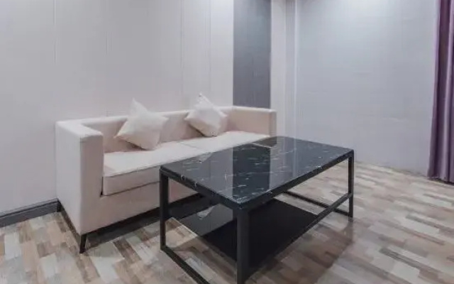 Yuanyuan Hotel (Guangzhou Jiayi Branch)