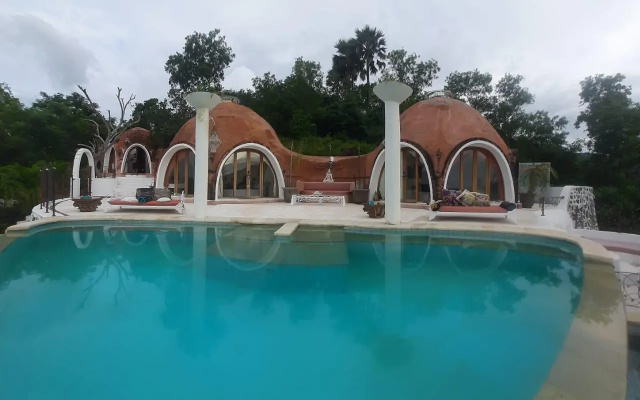 Monti Dome Villas