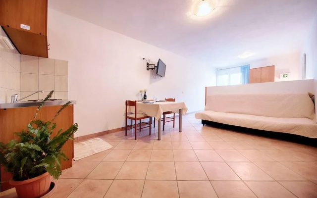Apartments Bruna Lastovo