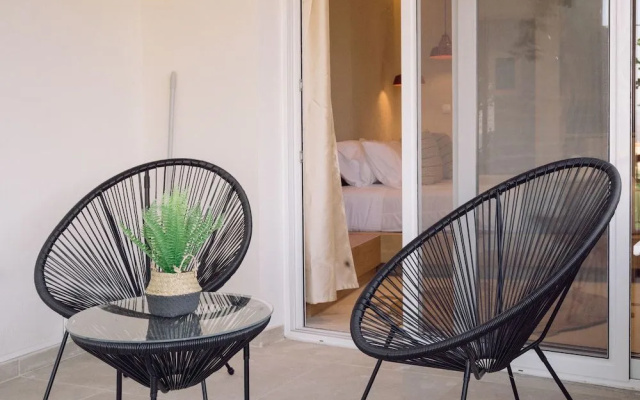 Eleftheria Suites