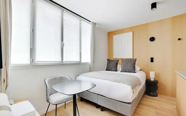 Charming Studio 2P - Place de la Republique