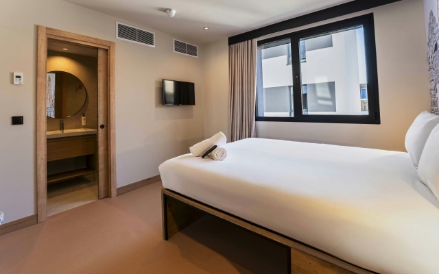 easyHotel Madrid Alcala