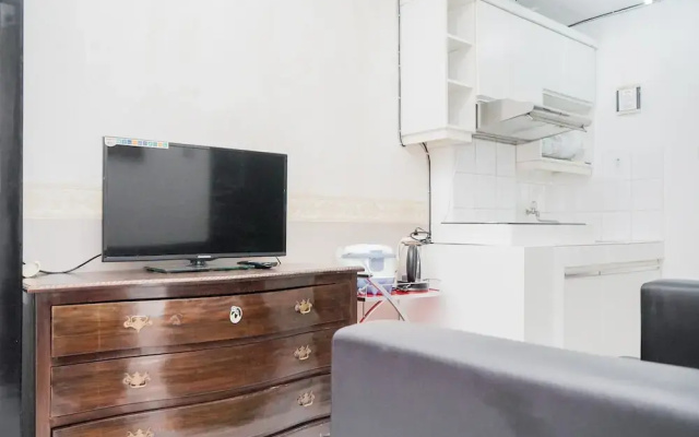 Delightful 2Br at Sky View Apartment Serpong Near BSD