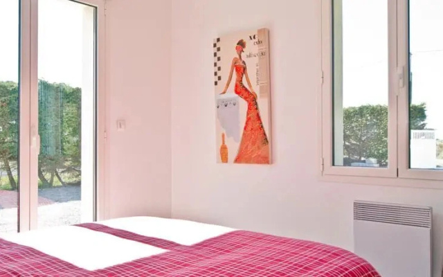 Charly Holiday Home