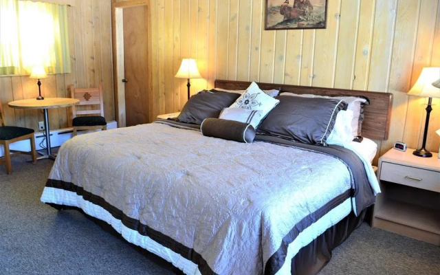 Royal Motel