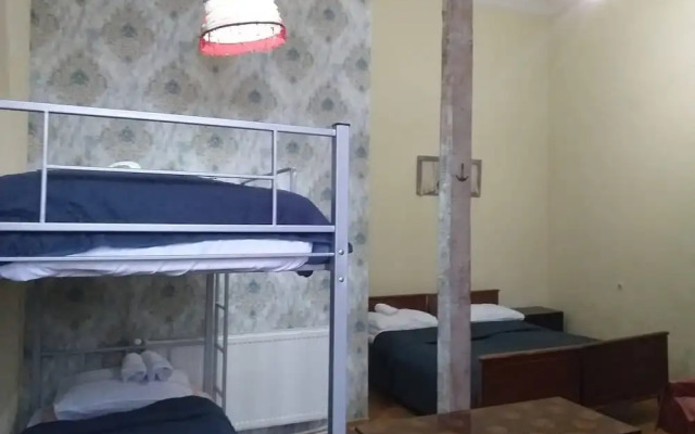 Cozy Apartment in Old Tbilisi