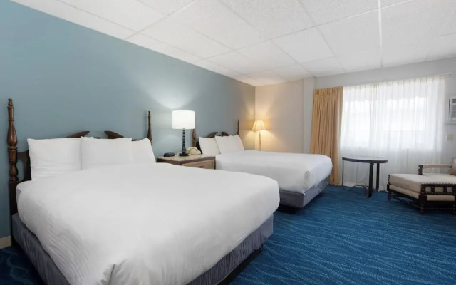 Boothbay Harbor Inn