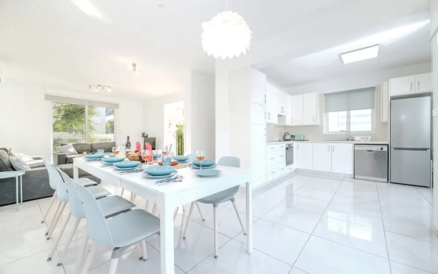Green Bay Villa 12 in Protaras