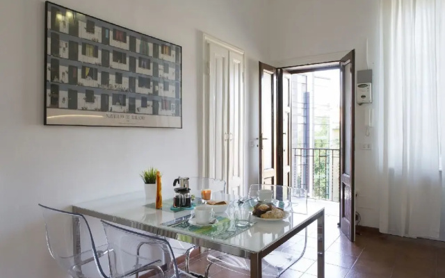 Fashion 37 Apartment