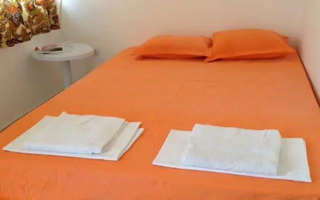 Vesela Guest House