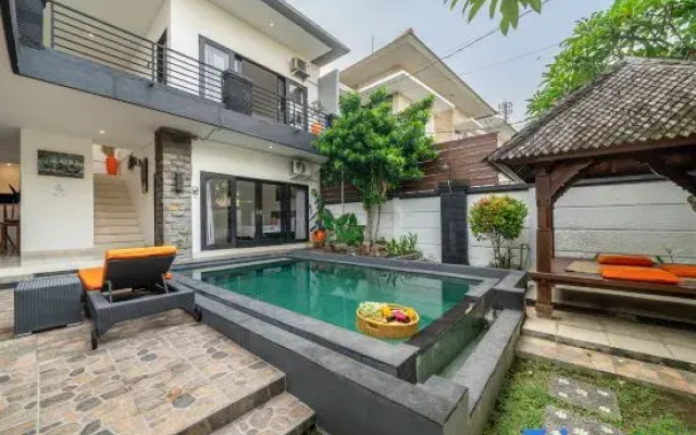 Sunbeji - Large Pool Villa with Terrace Near the Beach