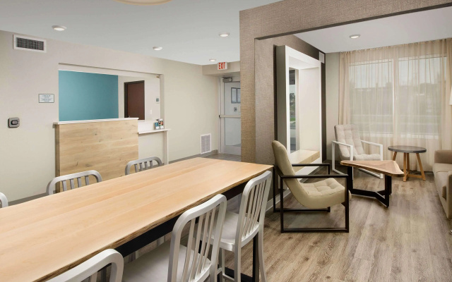Extended Stay America Suites - Minneapolis - Fridley