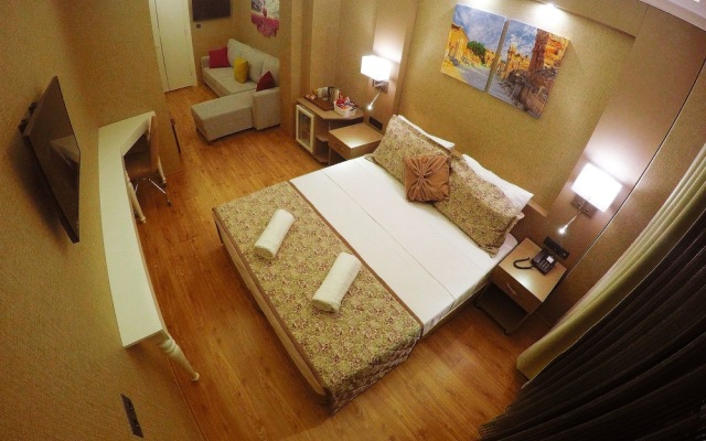 Hotel Iz комната для гостей