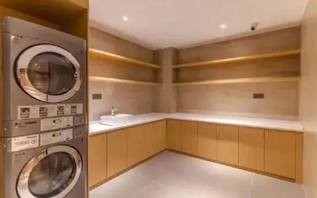Homeinn Plus Hotel (Huaibei Huaihai East Road Wuyue Plaza)