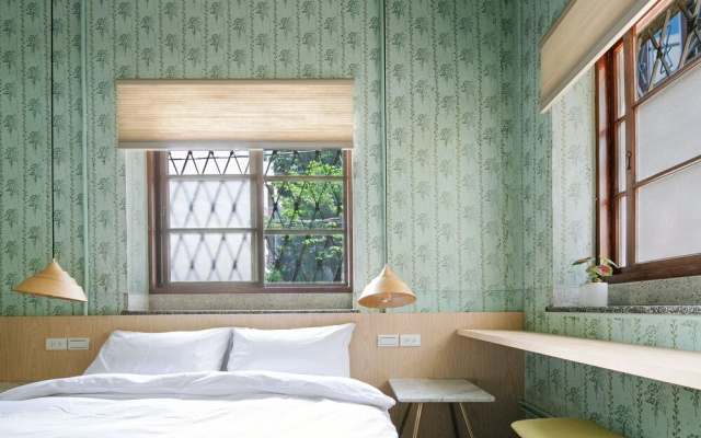 Civil Life Guesthouse Tainan