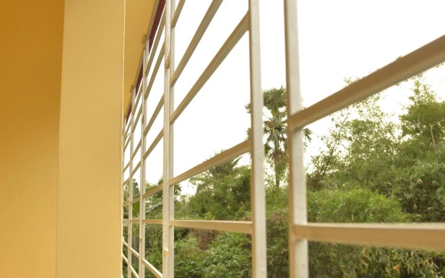 Eco Corporate Inn