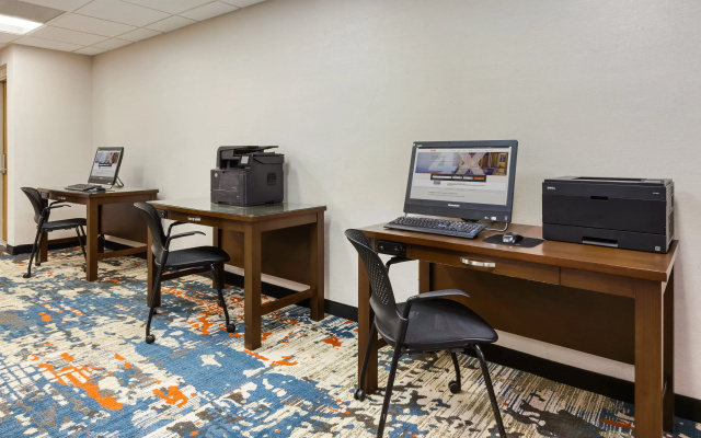 Crowne Plaza Columbus North- Worthington by IHG